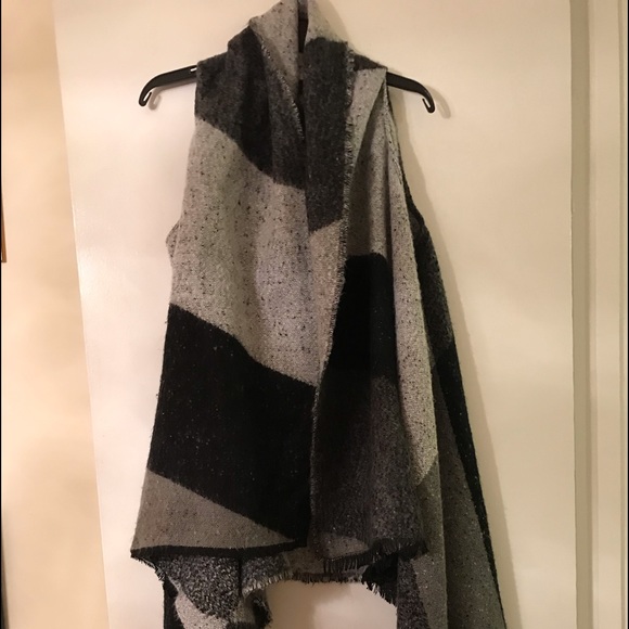 LOVESTITCH WRAP - Picture 2 of 4